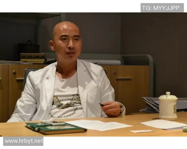 爱情与足球的交错人生像极了明星的转场故事